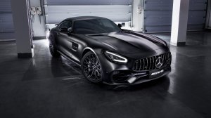 Editor's Choice - Mercedes-AMG GT Grand Tour V8 Wallpaper